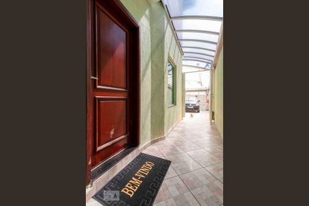 Casa à venda com 160m², 3 quartos e 4 vagasCorredor Externo