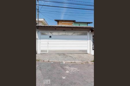Casa à venda com 160m², 3 quartos e 4 vagasFachada