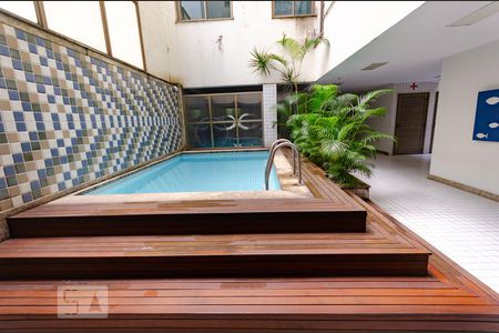 Apartamento à venda com 75m², 2 quartos e 1 vagaÁrea comum - Piscina