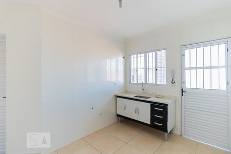 Cozinha de apartamento para alugar com 1 quarto, 35m² em Vila Sílvia, São Paulo