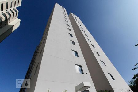 Apartamento para alugar com 69m², 3 quartos e 1 vagaFachada