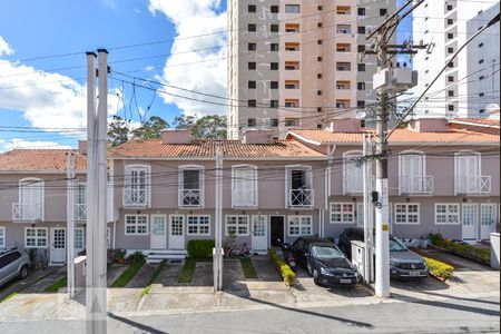 Vista do Quarto 1 de casa de condomínio para alugar com 2 quartos, 99m² em Nova Petrópolis, São Bernardo do Campo