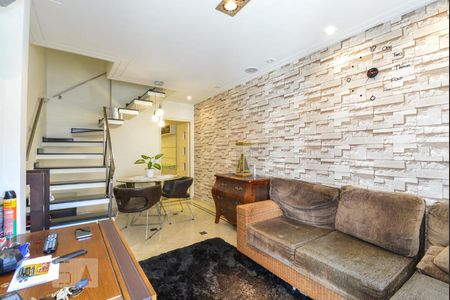 Sala de casa de condomínio para alugar com 2 quartos, 99m² em Nova Petrópolis, São Bernardo do Campo