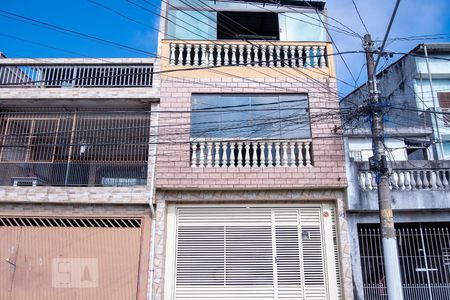 Casa à venda com 263m², 4 quartos e 2 vagasFachada