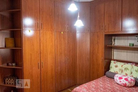 Casa à venda com 263m², 4 quartos e 2 vagasQuarto