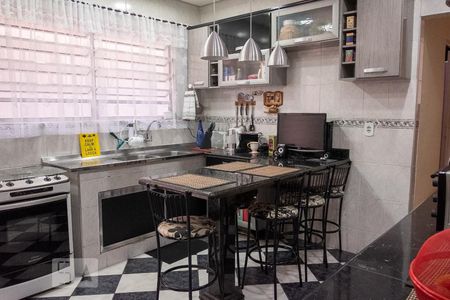 Casa à venda com 263m², 4 quartos e 2 vagasCozinha