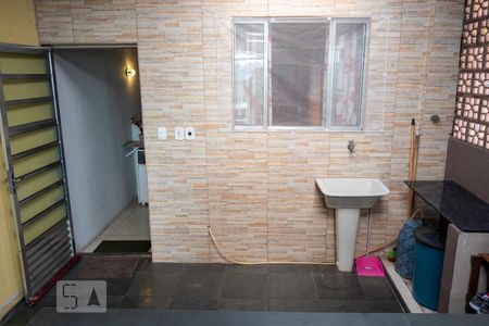 Casa à venda com 263m², 4 quartos e 2 vagasLavanderia