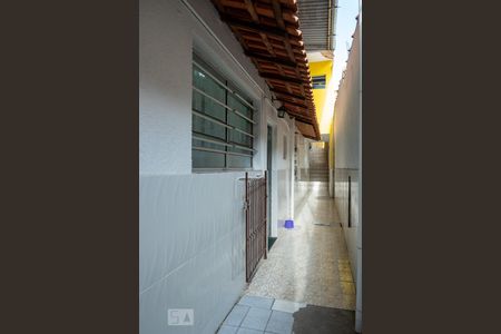 Casa à venda com 263m², 4 quartos e 2 vagasCorredor