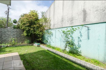 Casa para alugar com 274m², 3 quartos e 4 vagasQuintal