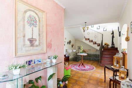 Hall de entrada de casa para alugar com 3 quartos, 274m² em Parque dos Pássaros, São Bernardo do Campo