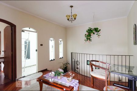 Casa para alugar com 274m², 3 quartos e 4 vagasHall dos quartos