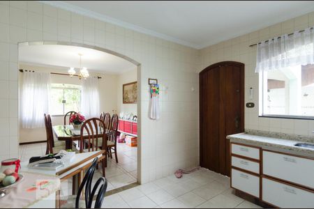 Casa para alugar com 274m², 3 quartos e 4 vagasCozinha