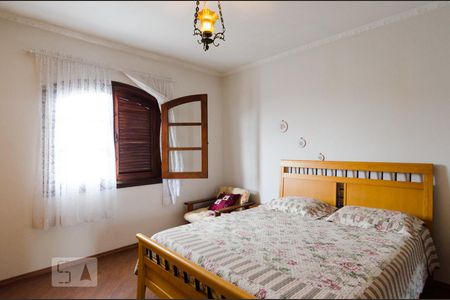 Casa para alugar com 274m², 3 quartos e 4 vagasQuarto 2