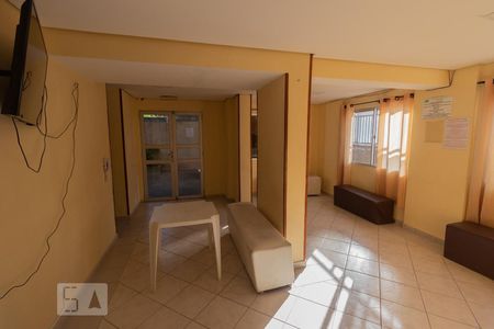 Apartamento para alugar com 48m², 2 quartos e 1 vaga Apartamento para alugar com 48m², 2 quartos e 1 vagaÁrea comum - Salão de festas