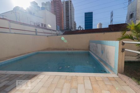 Apartamento para alugar com 48m², 2 quartos e 1 vaga Apartamento para alugar com 48m², 2 quartos e 1 vagaÁrea comum - Piscina
