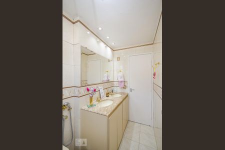 Apartamento para alugar com 137m², 3 quartos e 1 vagaBanheiro Social