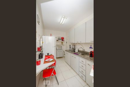 Apartamento para alugar com 137m², 3 quartos e 1 vagaCozinha