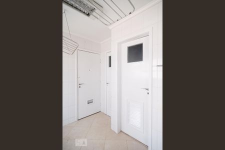 Apartamento para alugar com 100m², 3 quartos e 2 vagas Apartamento para alugar com 100m², 3 quartos e 2 vagasÁrea de Serviço