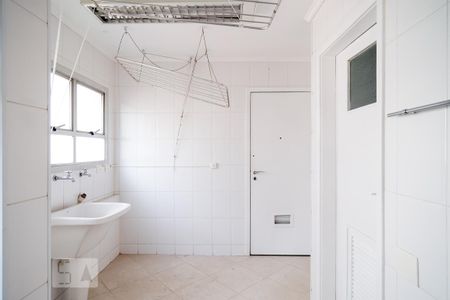 Apartamento para alugar com 100m², 3 quartos e 2 vagas Apartamento para alugar com 100m², 3 quartos e 2 vagasÁrea de Serviço