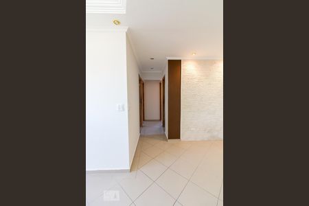 Corredor de apartamento à venda com 3 quartos, 78m² em Macedo, Guarulhos