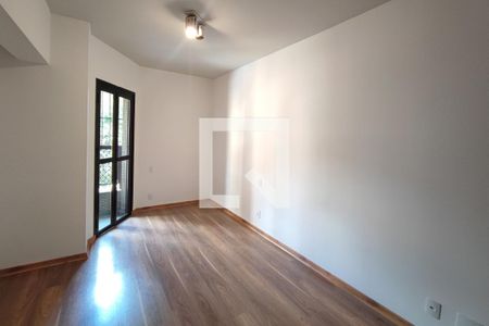 Quarto de apartamento à venda com 1 quarto, 54m² em Centro, Campinas