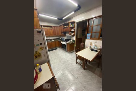 Cozinha de apartamento à venda com 4 quartos, 220m² em Copacabana, Rio de Janeiro