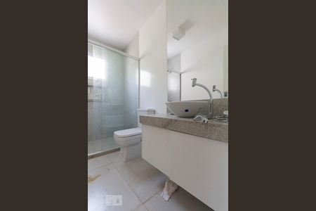 Casa de condomínio para alugar com 150m², 3 quartos e 2 vagasso