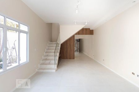 Sala de Estar de casa de condomínio para alugar com 3 quartos, 150m² em Vila Clementino, São Paulo