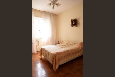 Apartamento à venda com 250m², 3 quartos e 5 vagas Apartamento à venda com 250m², 3 quartos e 5 vagasQuarto 3