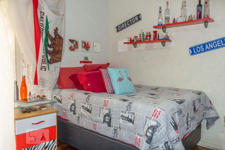 Casa de condomínio à venda com 444m², 4 quartos e 6 vagasQuarto 2 - Suíte