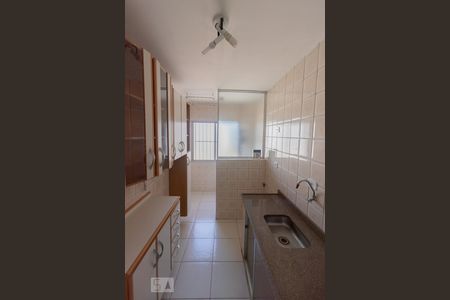 Cozinha de apartamento à venda com 2 quartos, 57m² em Vila Marina, São Paulo