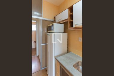 Cozinha de apartamento para alugar com 1 quarto, 32m² em Centro, Campinas