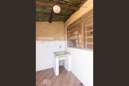 Casa à venda com 140m², 5 quartos e 2 vagasÁrea de Serviço