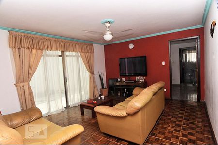 Casa para alugar com 400m², 4 quartos e 3 vagas Casa para alugar com 400m², 4 quartos e 3 vagasSala