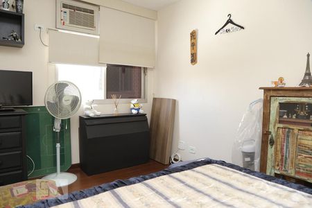 Apartamento à venda com 170m², 4 quartos e 2 vagasQuarto 2