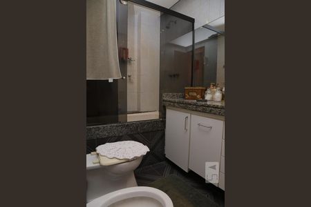 Apartamento à venda com 170m², 4 quartos e 2 vagasBanheiro da Suíte