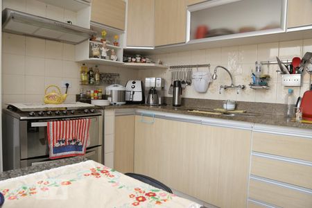 Apartamento à venda com 170m², 4 quartos e 2 vagasCozinha