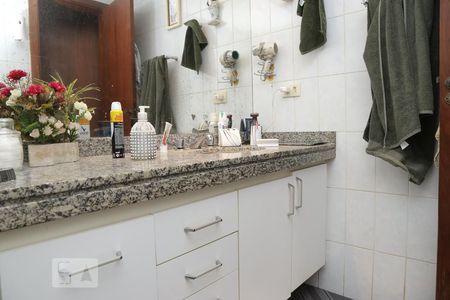 Apartamento à venda com 170m², 4 quartos e 2 vagasBanheiro da Suíte