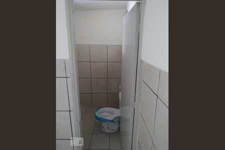 Banheiro de casa para alugar com 1 quarto, 55m² em Vila Independência, São Paulo