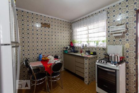 Cozinha de casa à venda com 2 quartos, 170m² em Vila Antônio, São Paulo