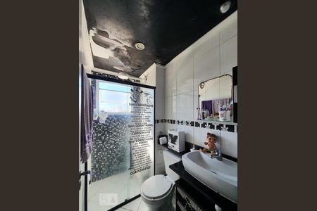 Banheiro  de apartamento para alugar com 2 quartos, 49m² em São João Clímaco, São Paulo