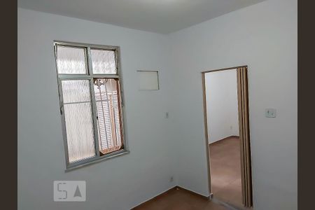 Quarto 2 de casa para alugar com 2 quartos, 55m² em Penha, Rio de Janeiro
