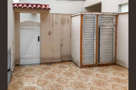 Casa para alugar com 55m², 2 quartos e sem vaga Casa para alugar com 55m², 2 quartos e sem vagaQuintal