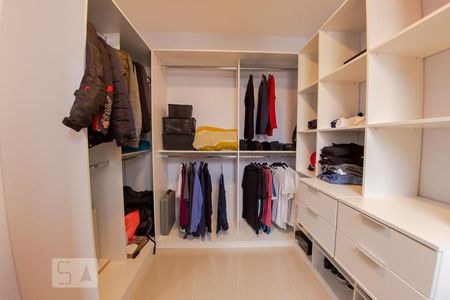 Apartamento à venda com 52m², 2 quartos e 1 vaga Apartamento à venda com 52m², 2 quartos e 1 vagaCloset/Escritório