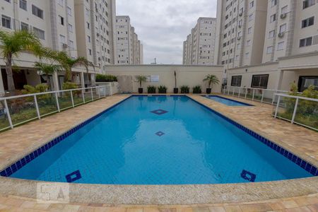 Apartamento à venda com 52m², 2 quartos e 1 vaga Apartamento à venda com 52m², 2 quartos e 1 vagaÁrea comum - Piscina