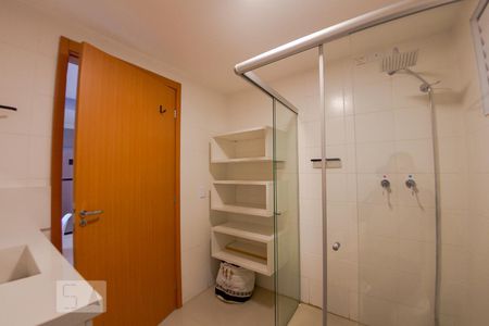 Apartamento à venda com 52m², 2 quartos e 1 vaga Apartamento à venda com 52m², 2 quartos e 1 vagaBanheiro