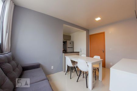 Sala de apartamento para alugar com 1 quarto, 52m² em Humaitá, Porto Alegre