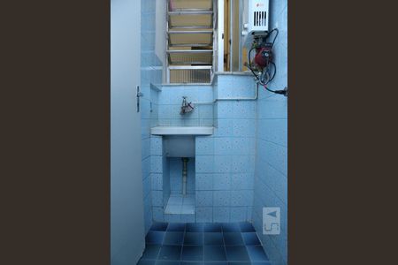 Apartamento à venda com 74m², 2 quartos e 1 vagaÁrea de Serviço