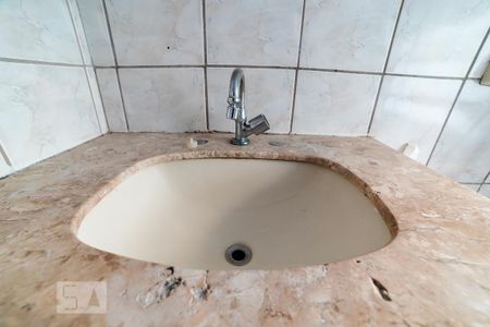 Casa para alugar com 40m², 1 quarto e sem vagaBanheiro
