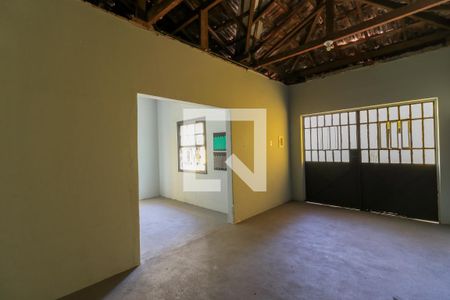 Casa à venda com 300m², 3 quartos e 8 vagasGaragem